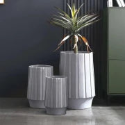 STRIPPED CEREMIC HARMONY PLANTER SET (S)