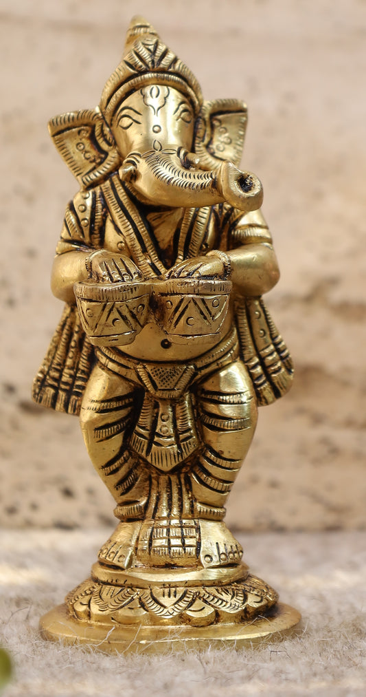 Ganesh Idol Playing Tabla